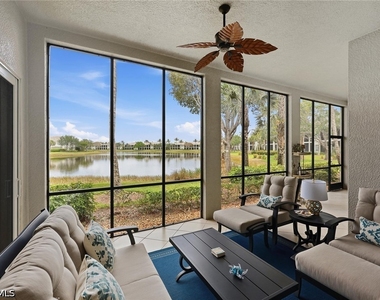9243 Tesoro Lane - Photo Thumbnail 22