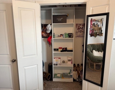3420 Summerway Drive - Photo Thumbnail 6