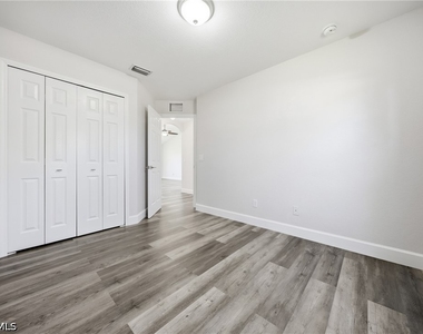4621 25th Street Sw - Photo Thumbnail 19
