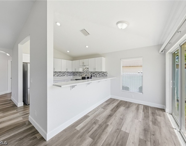 4621 25th Street Sw - Photo Thumbnail 12