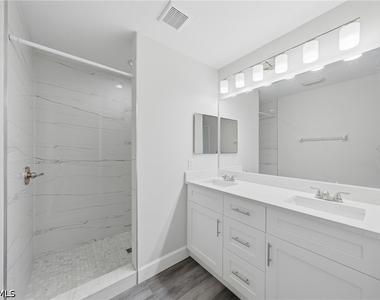4621 25th Street Sw - Photo Thumbnail 15