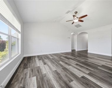 4621 25th Street Sw - Photo Thumbnail 10