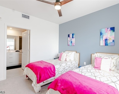 5749 Double Eagle Circle - Photo Thumbnail 17