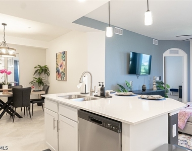 5749 Double Eagle Circle - Photo Thumbnail 4