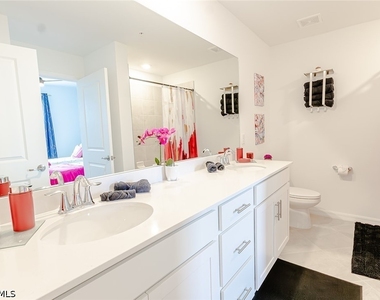 5749 Double Eagle Circle - Photo Thumbnail 18