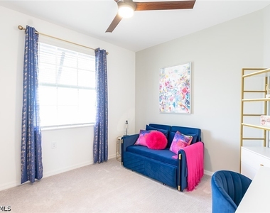 5749 Double Eagle Circle - Photo Thumbnail 19