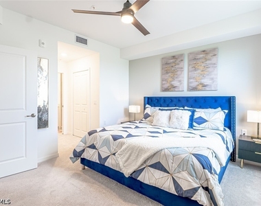 5749 Double Eagle Circle - Photo Thumbnail 11
