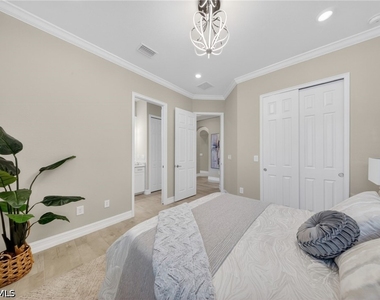 14930 Blue Bay Circle - Photo Thumbnail 37