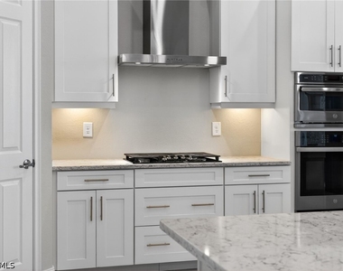 14930 Blue Bay Circle - Photo Thumbnail 12
