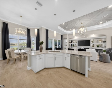 14930 Blue Bay Circle - Photo Thumbnail 11