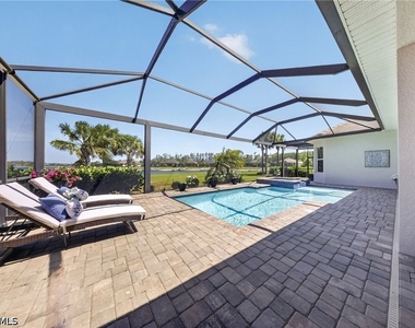 14930 Blue Bay Circle - Photo Thumbnail 21