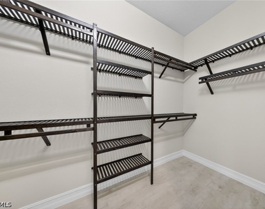 14930 Blue Bay Circle - Photo Thumbnail 28