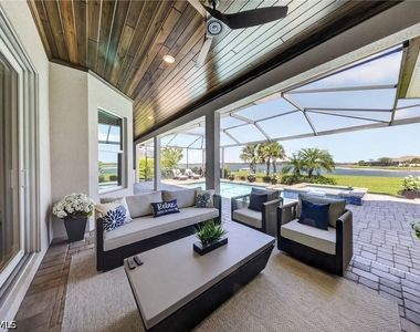 14930 Blue Bay Circle - Photo Thumbnail 2