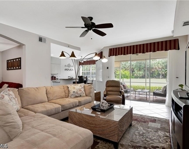 2264 Ashton Oaks Lane - Photo Thumbnail 15