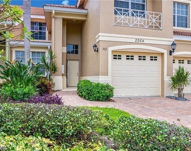 2264 Ashton Oaks Lane - Photo Thumbnail 3