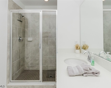 6046 National Boulevard - Photo Thumbnail 14