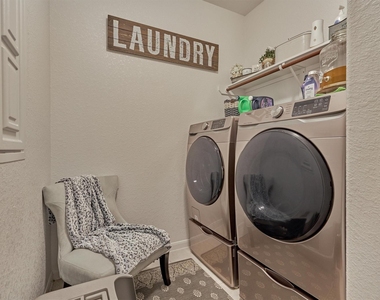 204 Forest Peak Way - Photo Thumbnail 26