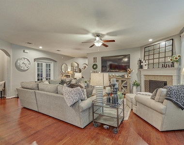 204 Forest Peak Way - Photo Thumbnail 7