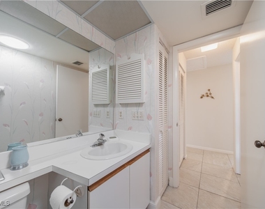 878 Meadowland Drive - Photo Thumbnail 14