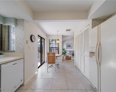 878 Meadowland Drive - Photo Thumbnail 6