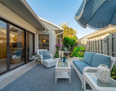 878 Meadowland Drive - Photo Thumbnail 19