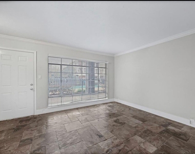 2322 Richton Street - Photo Thumbnail 2