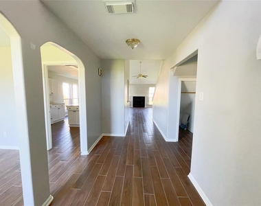 6638 Chantalle Drive - Photo Thumbnail 1