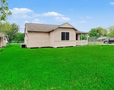 5615 John Martin Road - Photo Thumbnail 24