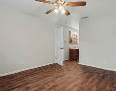 5615 John Martin Road - Photo Thumbnail 19
