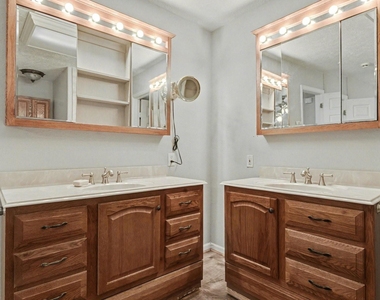 5615 John Martin Road - Photo Thumbnail 16