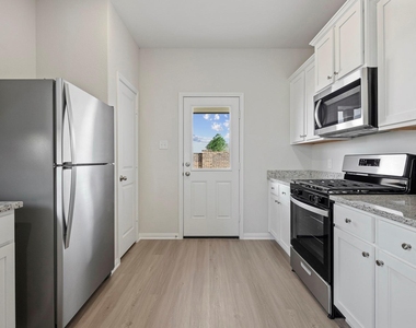 8907 New Jade Drive - Photo Thumbnail 3