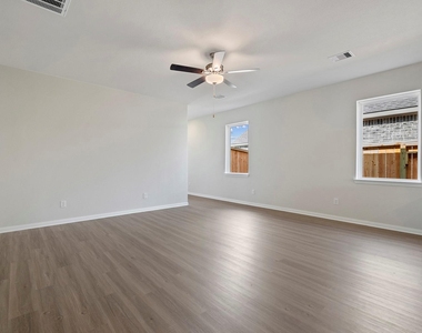 8907 New Jade Drive - Photo Thumbnail 1