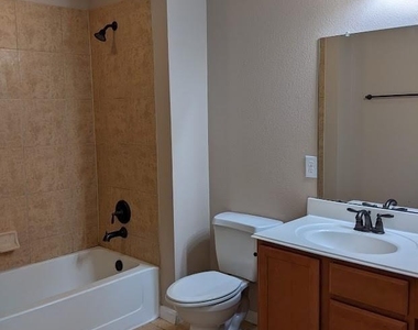 8014 Chasewood Drive - Photo Thumbnail 14