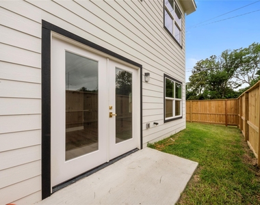 7117 Springdale Street - Photo Thumbnail 3