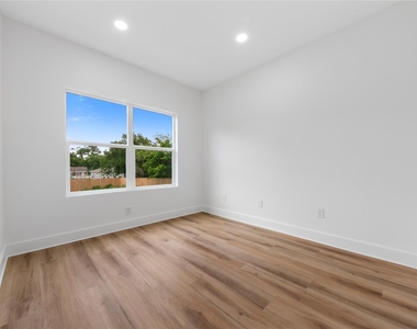 7117 Springdale Street - Photo Thumbnail 21