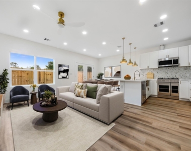 7117 Springdale Street - Photo Thumbnail 12