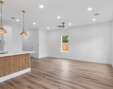 7117 Springdale Street - Photo Thumbnail 14