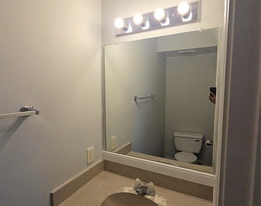 14600 Fonmeadow Drive - Photo Thumbnail 16