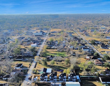 8025 Peachtree Street - Photo Thumbnail 36
