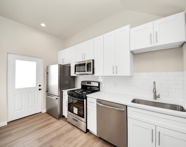 8025 Peachtree Street - Photo Thumbnail 11