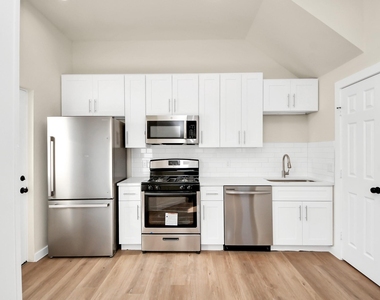 8025 Peachtree Street - Photo Thumbnail 9