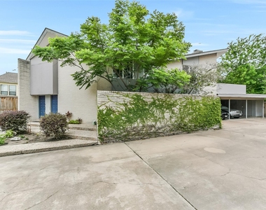 6305 Deerwood Road - Photo Thumbnail 10