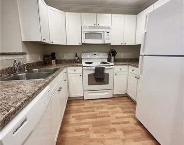 1725 Harvey Mitchell Parkway S - Photo Thumbnail 2