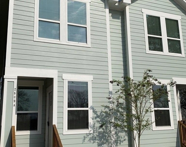 2509 S Grand Boulevard - Photo Thumbnail 1