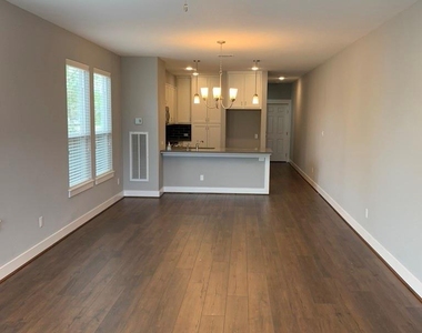 2509 S Grand Boulevard - Photo Thumbnail 3