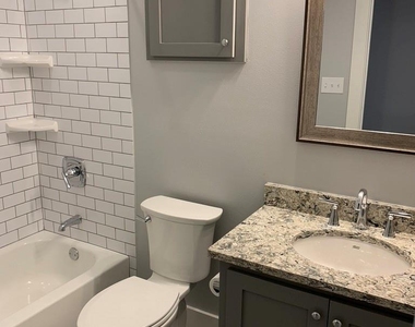 2509 S Grand Boulevard - Photo Thumbnail 12