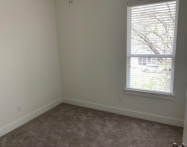 2509 S Grand Boulevard - Photo Thumbnail 11