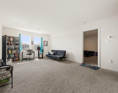7826 Pink Dahlia Drive - Photo Thumbnail 14