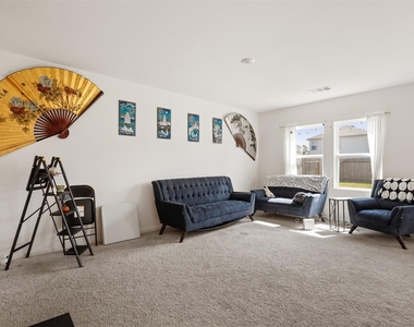 7826 Pink Dahlia Drive - Photo Thumbnail 9