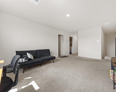 7826 Pink Dahlia Drive - Photo Thumbnail 15